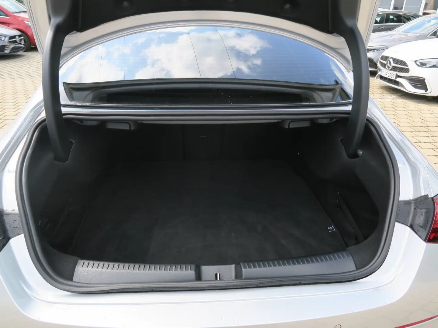 CLA 200 AMG Line Premium Memory Multibeam Keyles