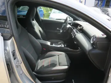 CLA 200 AMG Line Premium Memory Multibeam Keyles