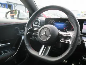 CLA 200 AMG Line Premium Memory Multibeam Keyles