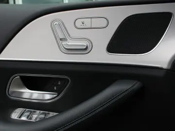 GLE 350e 4Matic Coupe AMG Pano ACC Spur Navi AHK