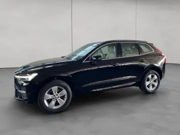 XC60 B5 AWD Momentum-Pro Aut Vollleder Navi LED