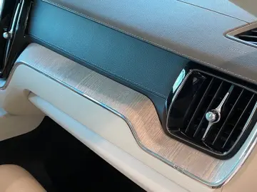 XC 60 AWD Inscription Sthz Memory H&K AHK 360°