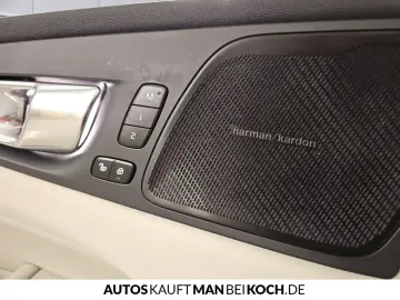 XC60 B4 B Plus Bright PANO ALARM FSHz SHz V-LED!