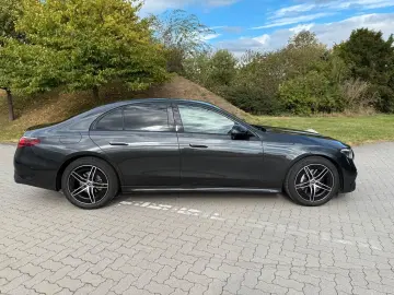 E 220d 9G-TRO*AMG*MBUX*LED*KEYLESS-GO*GARANTIE*