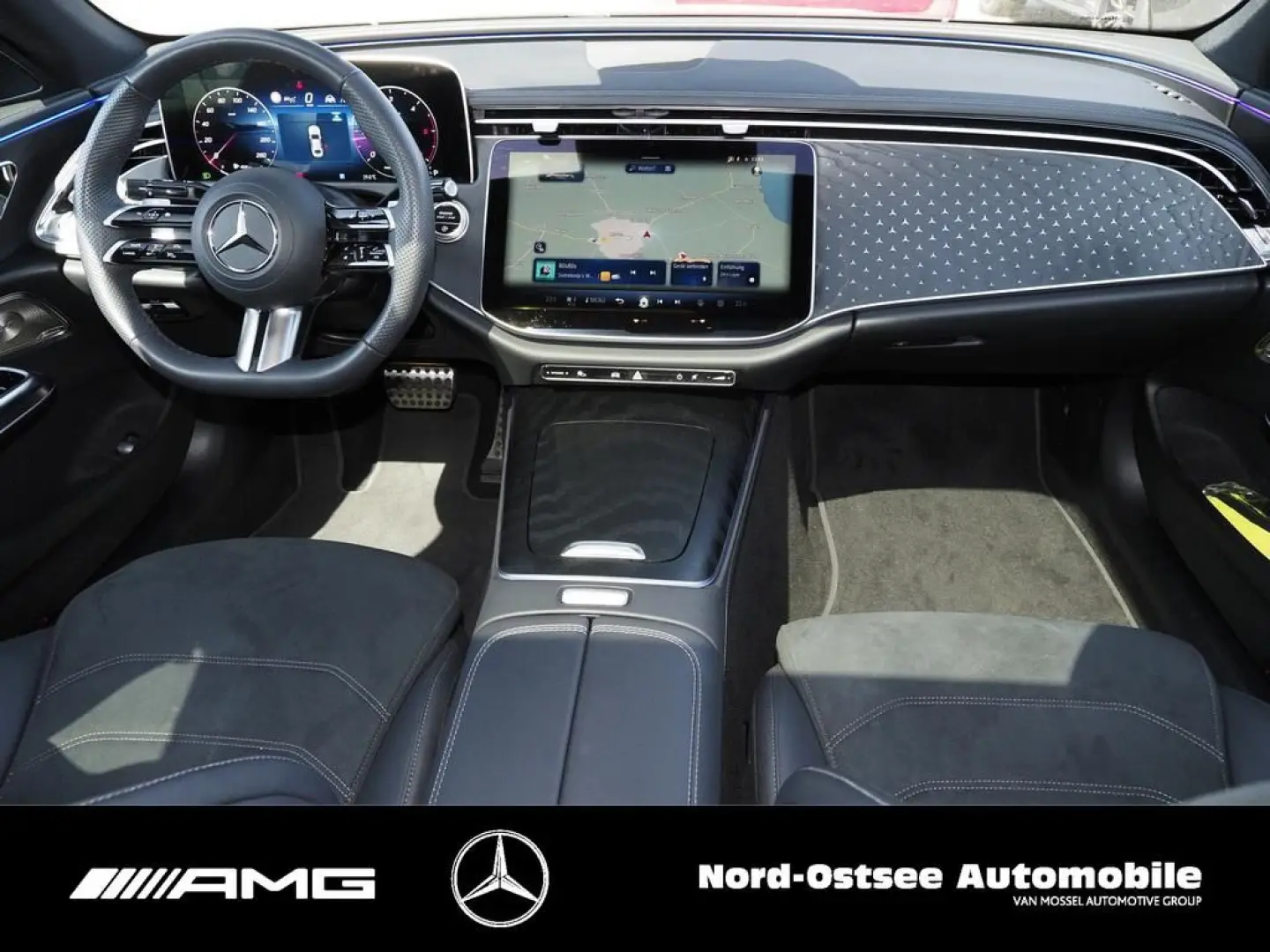 E 220 d AMG PREMIUM PANO BURMESTER SHZ 360°