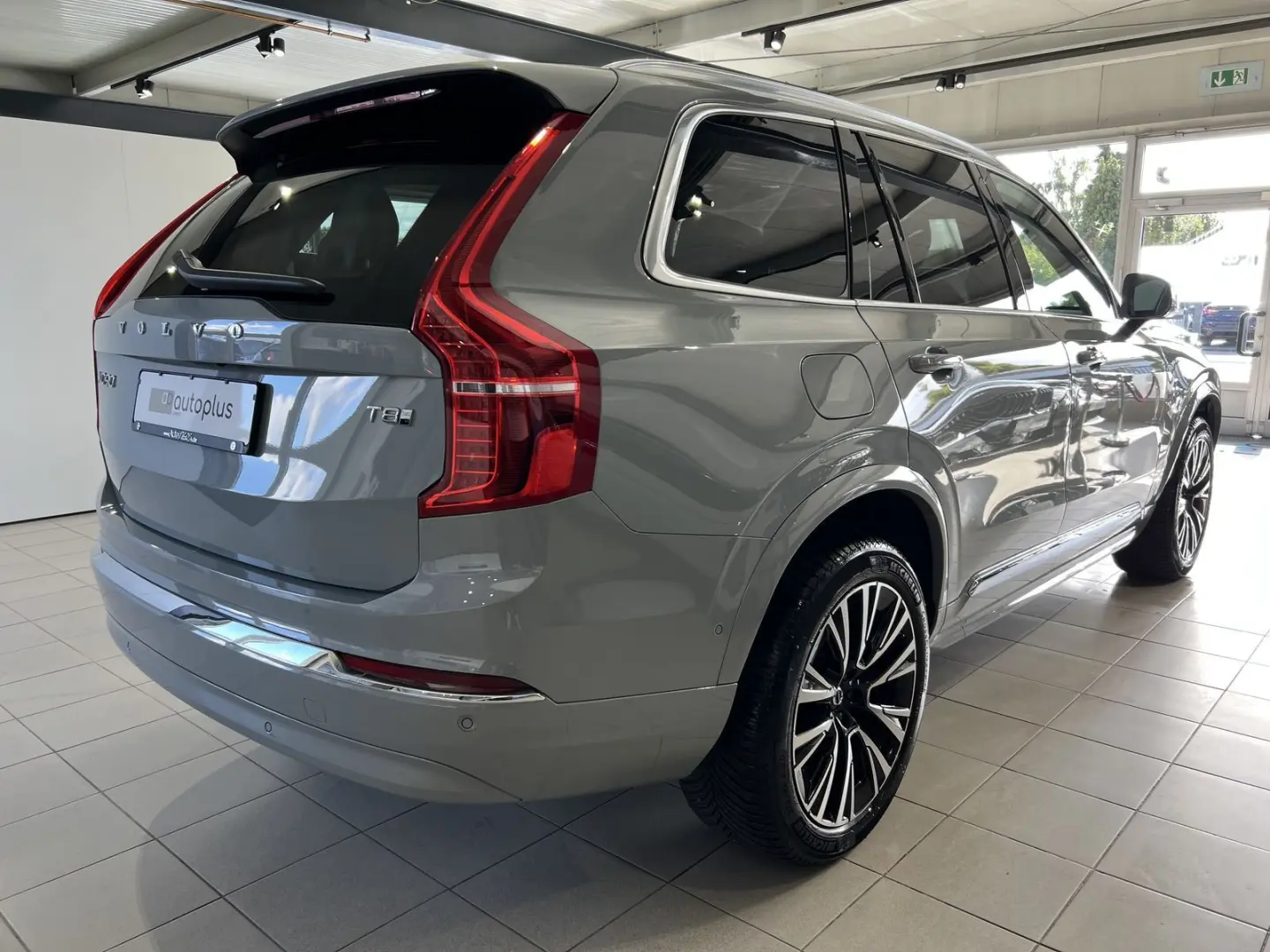 XC90 T8 Plus Bright Recharge AWD Sitzklima Pano