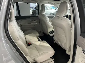 XC90 T8 Plus Bright Recharge AWD Sitzklima Pano