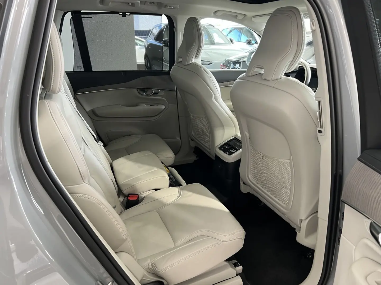 XC90 T8 Plus Bright Recharge AWD Sitzklima Pano