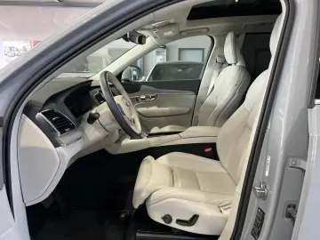 XC90 T8 Plus Bright Recharge AWD Sitzklima Pano