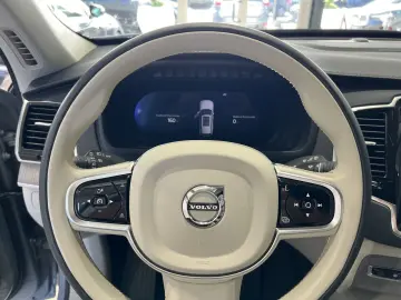 XC90 T8 Plus Bright Recharge AWD Sitzklima Pano