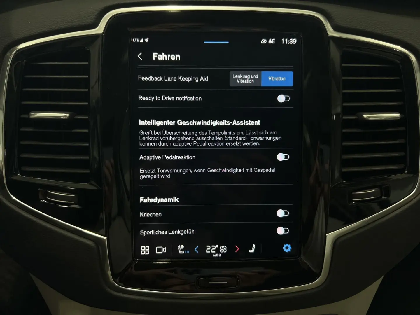 XC90 T8 Plus Bright Recharge AWD Sitzklima Pano