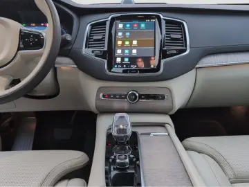 XC90+T8+Recharge+AWD+GT+Ultimate+Bright+7 Sitze.