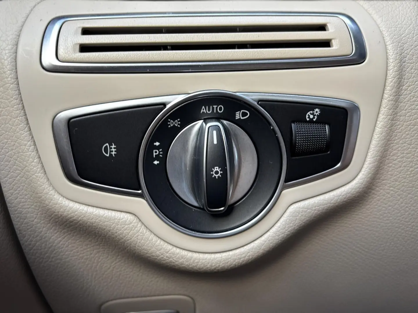 GLC 300 deExclusive Burmest*HUD*19*AHK*360*Virtu