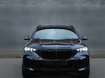 X5 xDrive30d M-Sport PRO+STANDHZ+Iconic Glow
