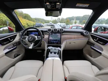 GLC 400 e 4M Avantgarde 360 Pano Burm AHK Distr
