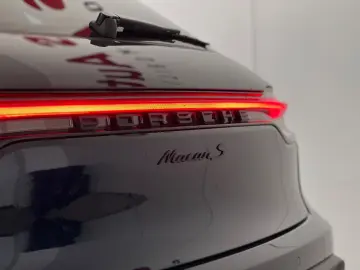 MACAN S SPORT CHRONO FULL LED 360 BOSE CARPLAY