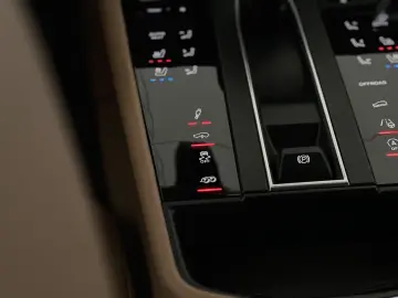 MACAN S SPORT CHRONO FULL LED 360 BOSE CARPLAY