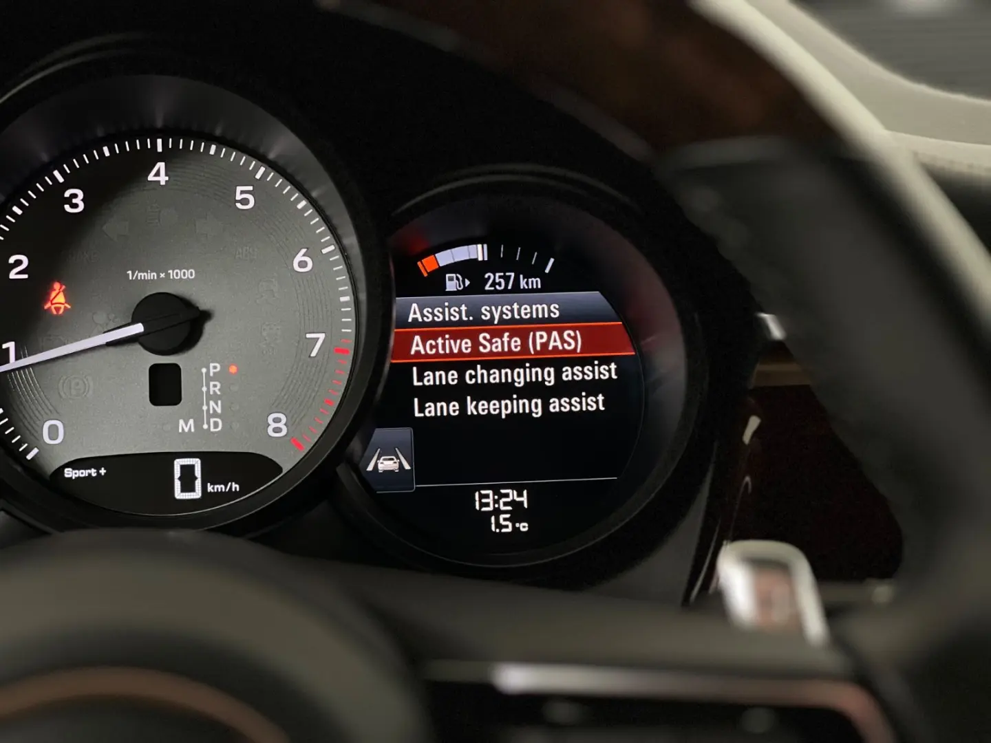 MACAN S SPORT CHRONO FULL LED 360 BOSE CARPLAY