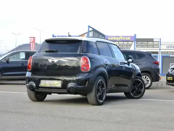 Mini Cooper-S Countryman ALL4 1.6i