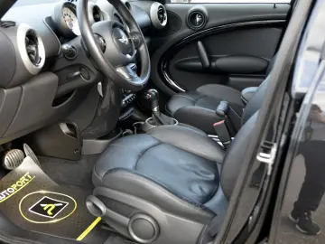 Mini Cooper-S Countryman ALL4 1.6i