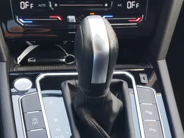 VW PASSAT VAR ELEGANCE 2.0TDI/200CP DSG7 4X4