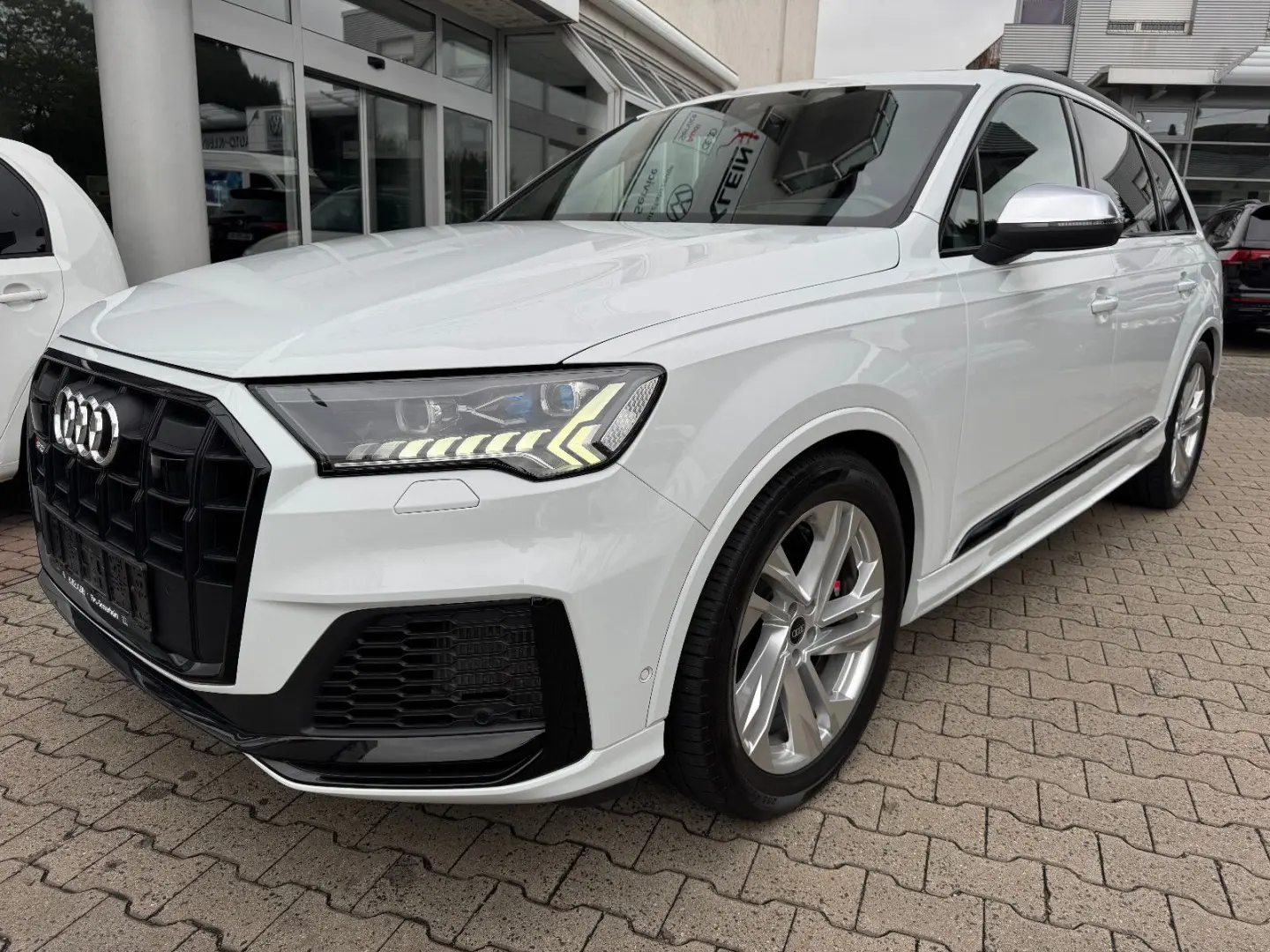 SQ7 4.0 TFSI - AHK+B&O+Standhzg+Laser+Pano+Head