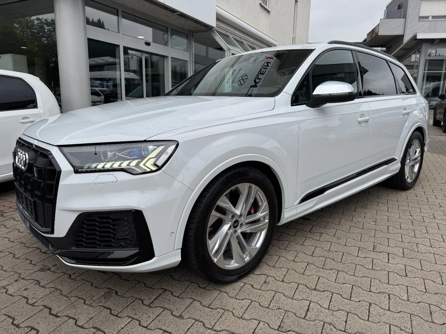 SQ7 4.0 TFSI - AHK+B&O+Standhzg+Laser+Pano+Head