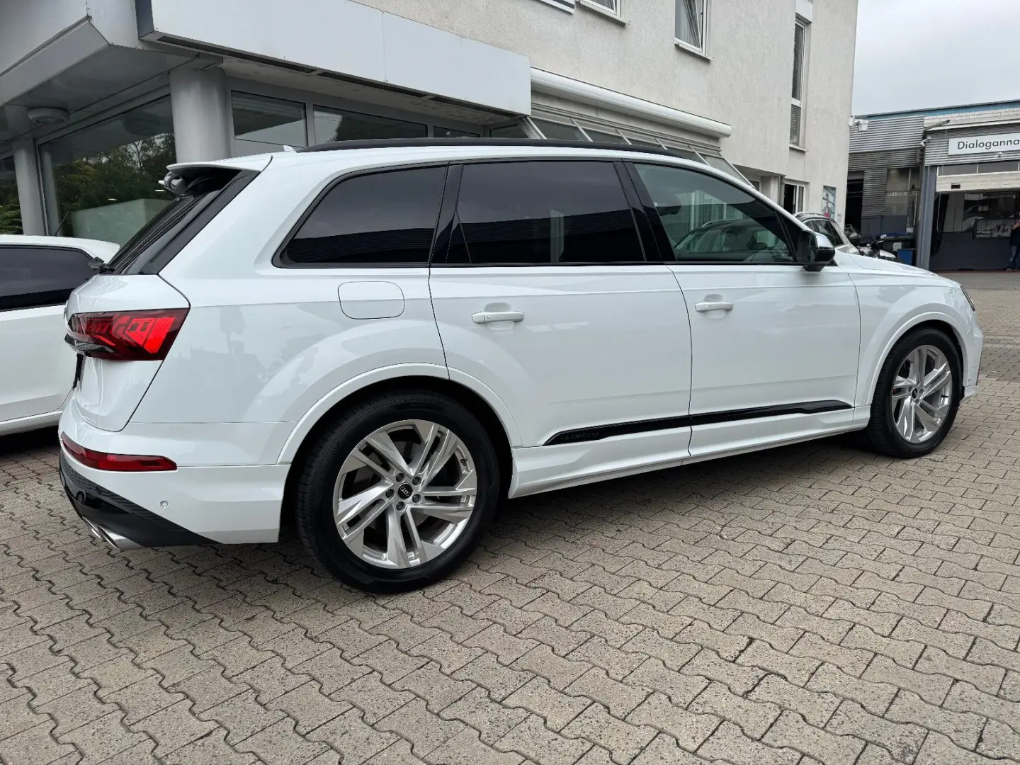 SQ7 4.0 TFSI - AHK+B&O+Standhzg+Laser+Pano+Head