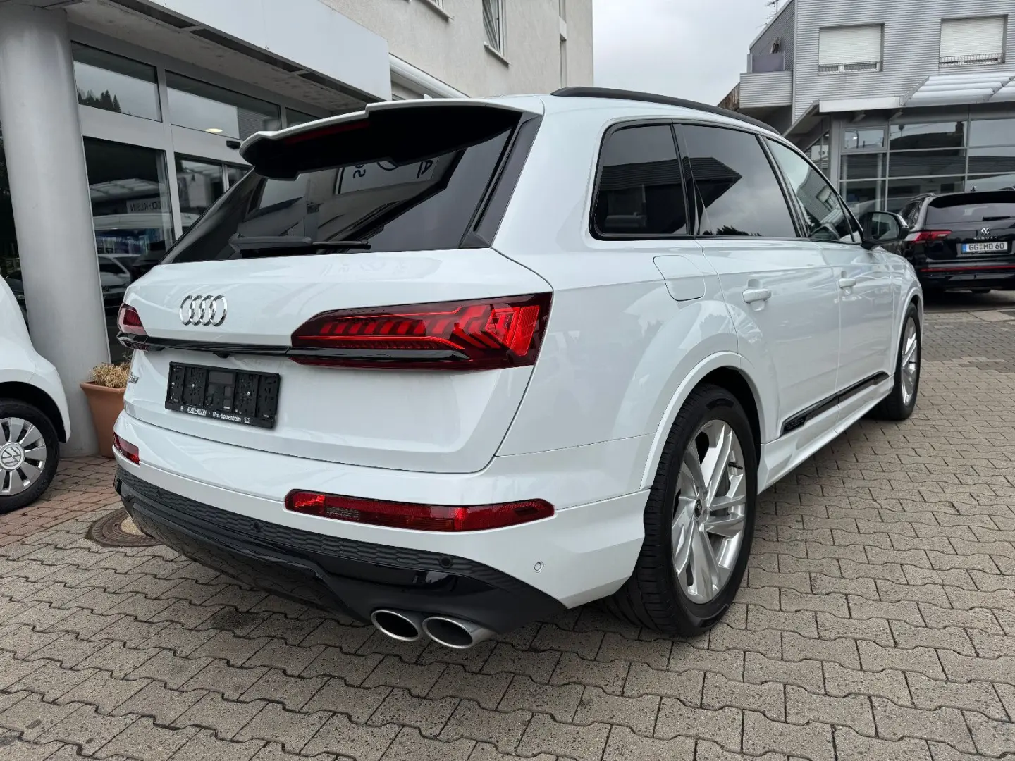 SQ7 4.0 TFSI - AHK+B&O+Standhzg+Laser+Pano+Head