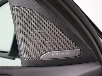 BMW X6 xDrive30dA M Sport Laser AHK Stand