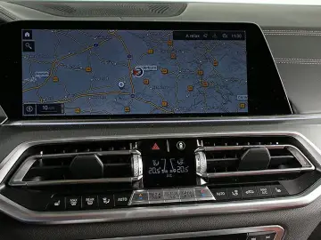 BMW X6 xDrive30dA M Sport Laser AHK Stand