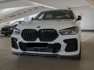 BMW X6 xDrive 30d M-Sport PANO AHK HUD