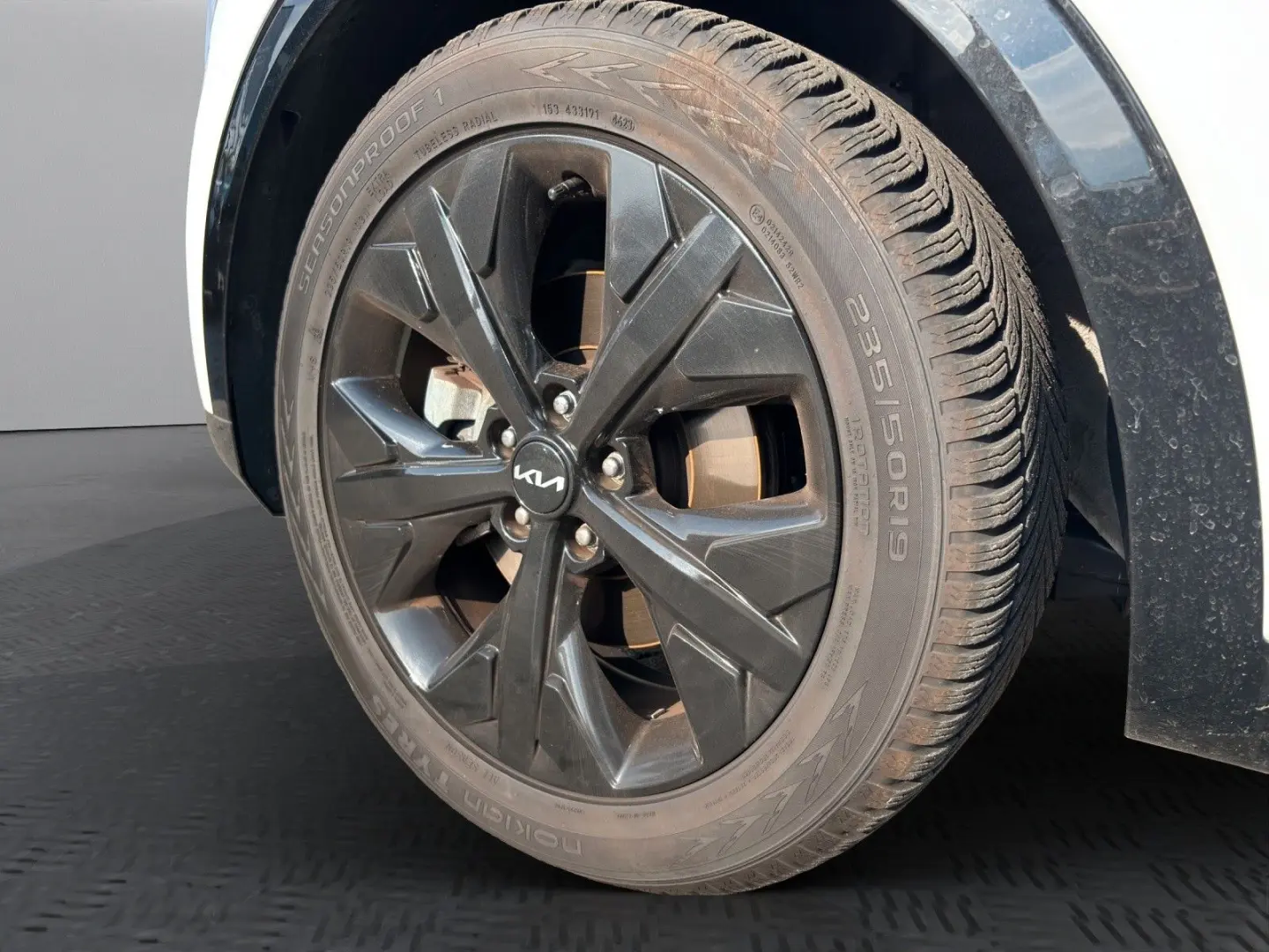 SPORTAGE 1.6T DCT AWD NIGHT FULL-LED LEDER 19Z