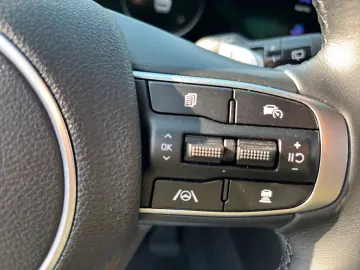SPORTAGE 1.6T DCT AWD NIGHT FULL-LED LEDER 19Z