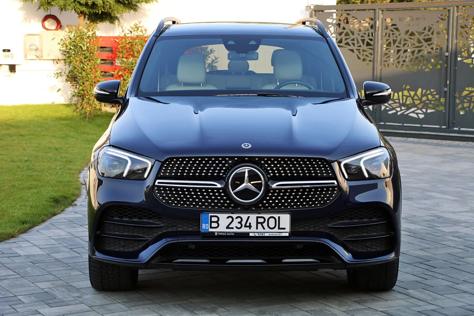 Milanne Auto Trade - TVA Inclus - Full Serice - Fara Daune