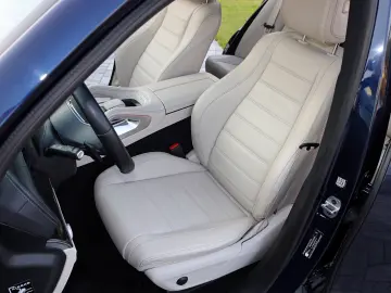 Milanne Auto Trade - TVA Inclus - Full Serice - Fara Daune