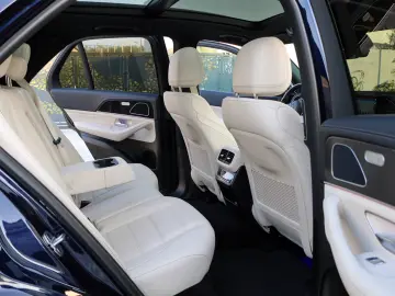 Milanne Auto Trade - TVA Inclus - Full Serice - Fara Daune