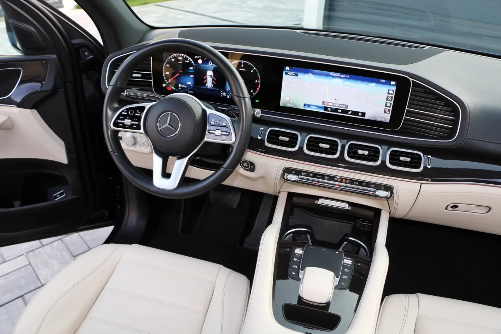 Milanne Auto Trade - TVA Inclus - Full Serice - Fara Daune