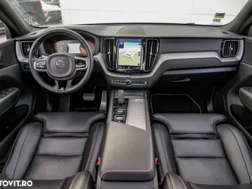 Volvo XC 60 Recharge T8 Twin Engine eAWD R-Design