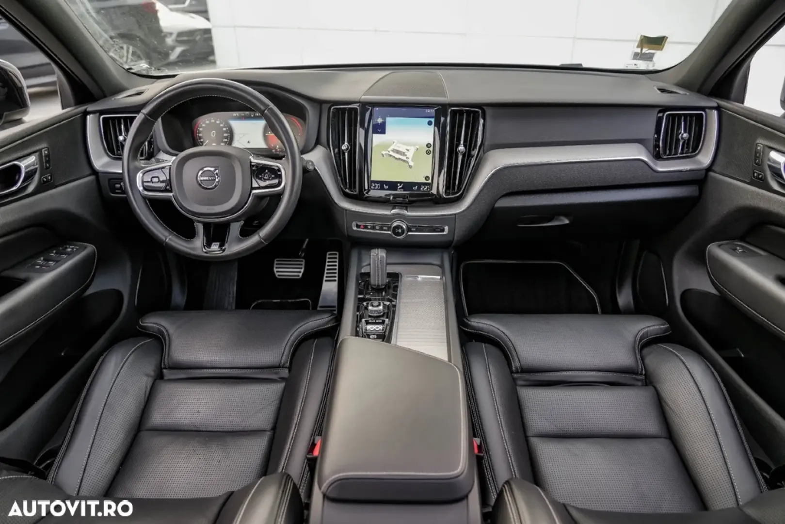 Volvo XC 60 Recharge T8 Twin Engine eAWD R-Design