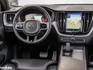 Volvo XC 60 Recharge T8 Twin Engine eAWD R-Design