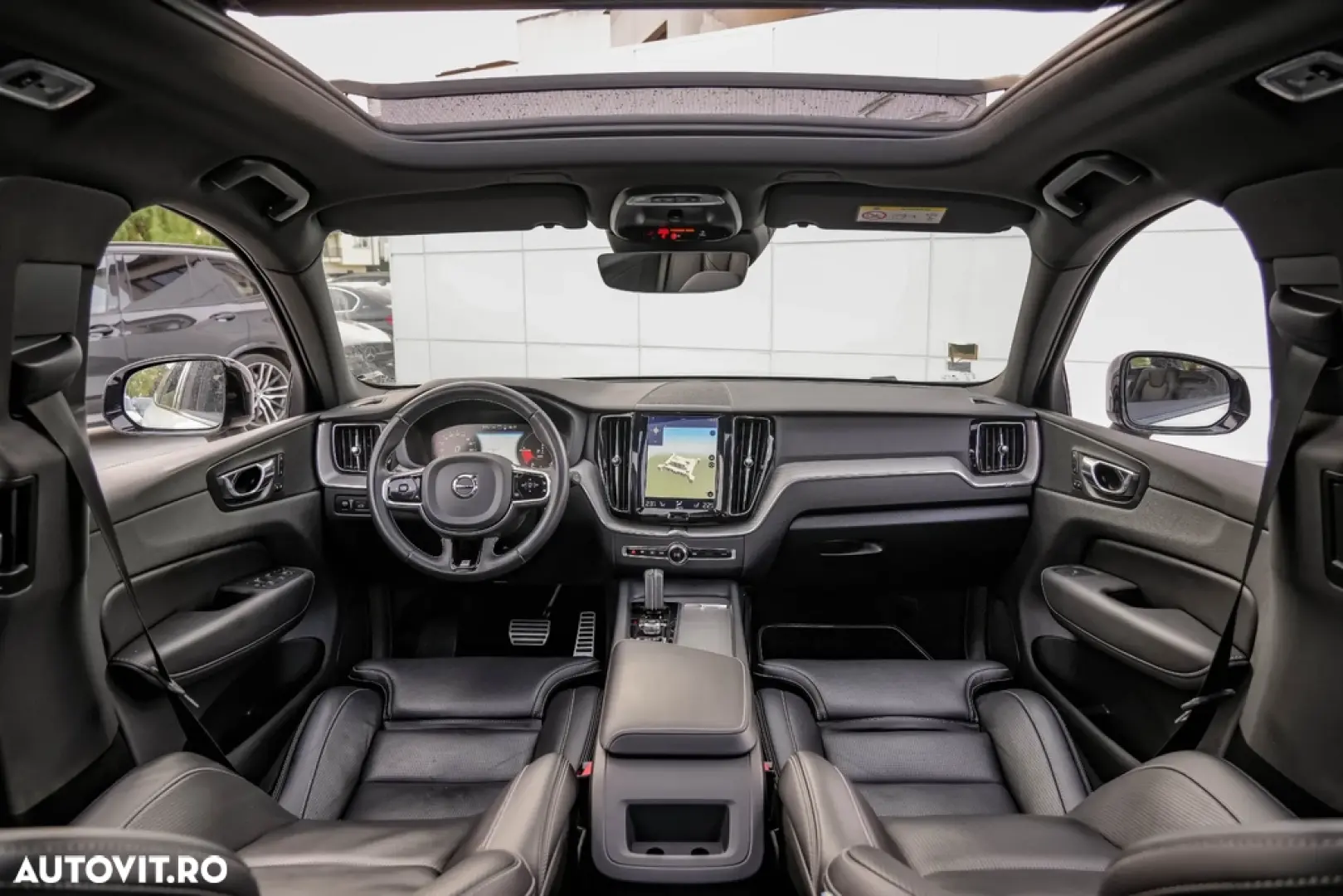 Volvo XC 60 Recharge T8 Twin Engine eAWD R-Design