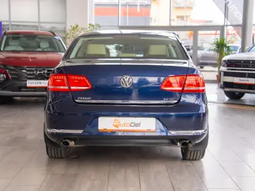 Volkswagen Passat 2.0TDI 4Motion DSG  Highline