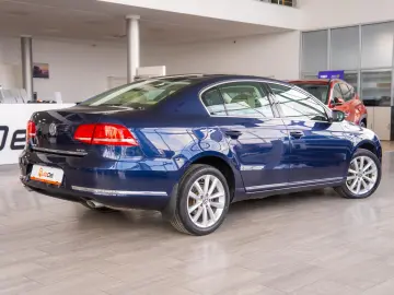 Volkswagen Passat 2.0TDI 4Motion DSG  Highline