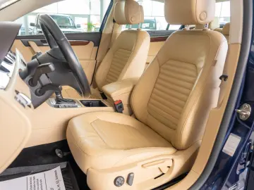 Volkswagen Passat 2.0TDI 4Motion DSG  Highline
