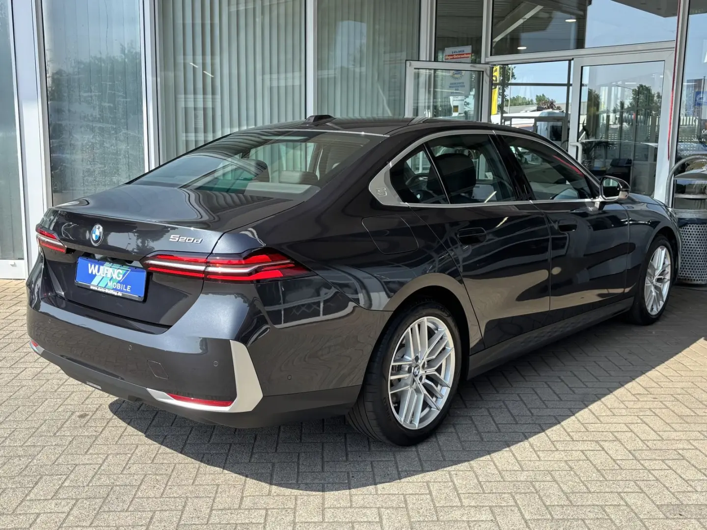 520 d xDrive 1.Hd LEDER AHK NAVI CAM HUD PLA DSC