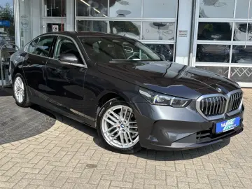 520 d xDrive 1.Hd LEDER AHK NAVI CAM HUD PLA DSC