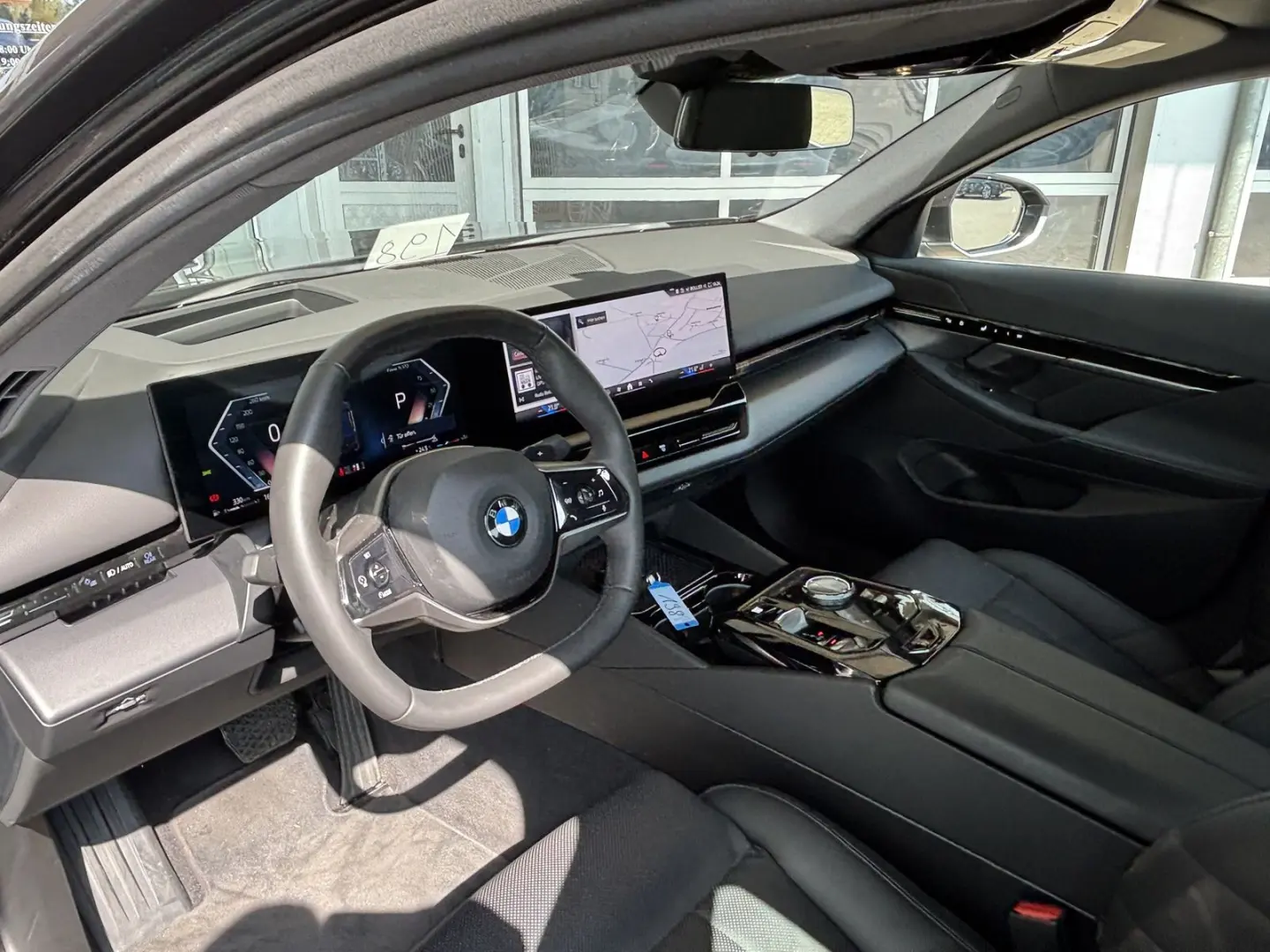 520 d xDrive 1.Hd LEDER AHK NAVI CAM HUD PLA DSC
