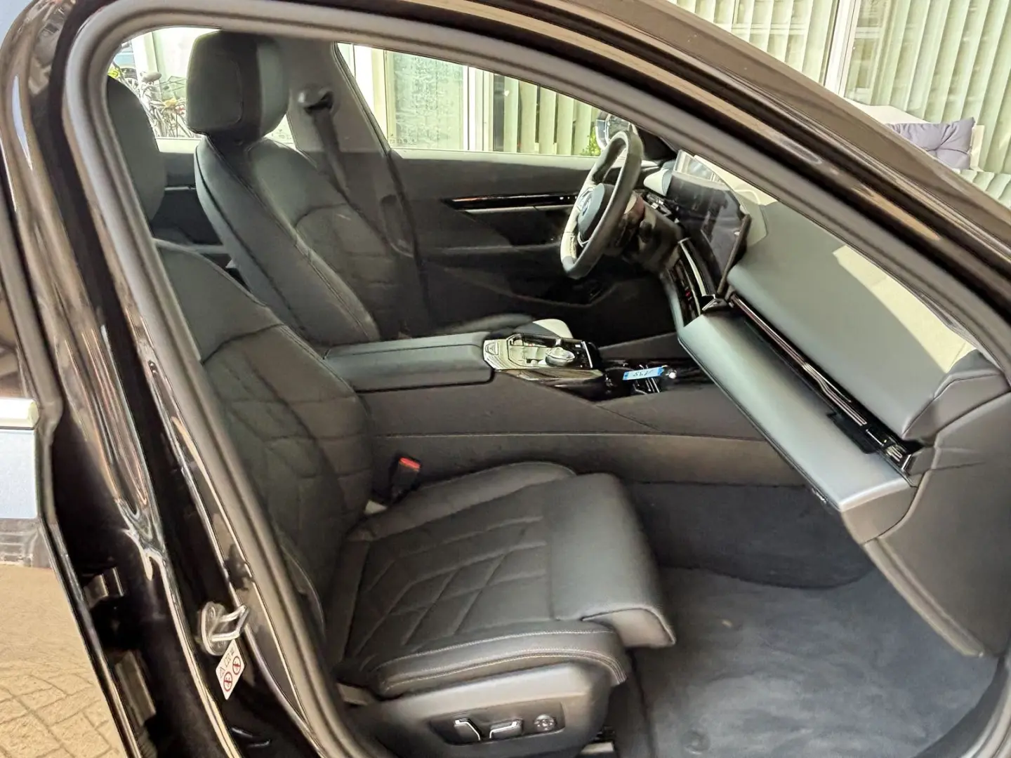 520 d xDrive 1.Hd LEDER AHK NAVI CAM HUD PLA DSC