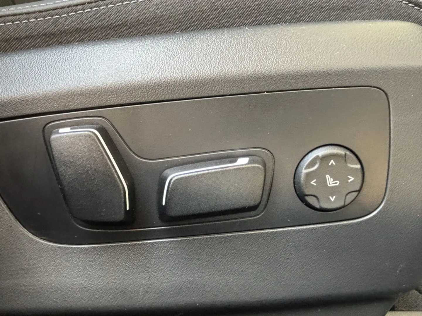 520 d xDrive 1.Hd LEDER AHK NAVI CAM HUD PLA DSC